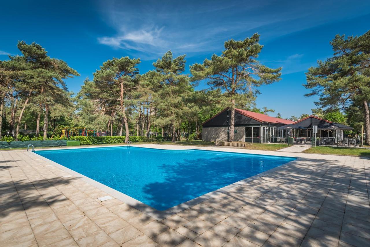 Chalet O'Hara Hotel Bilthoven Exterior photo